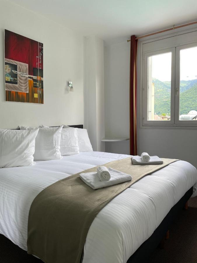 Hotel & Spa Gasquet Bagnères-de-Luchon エクステリア 写真