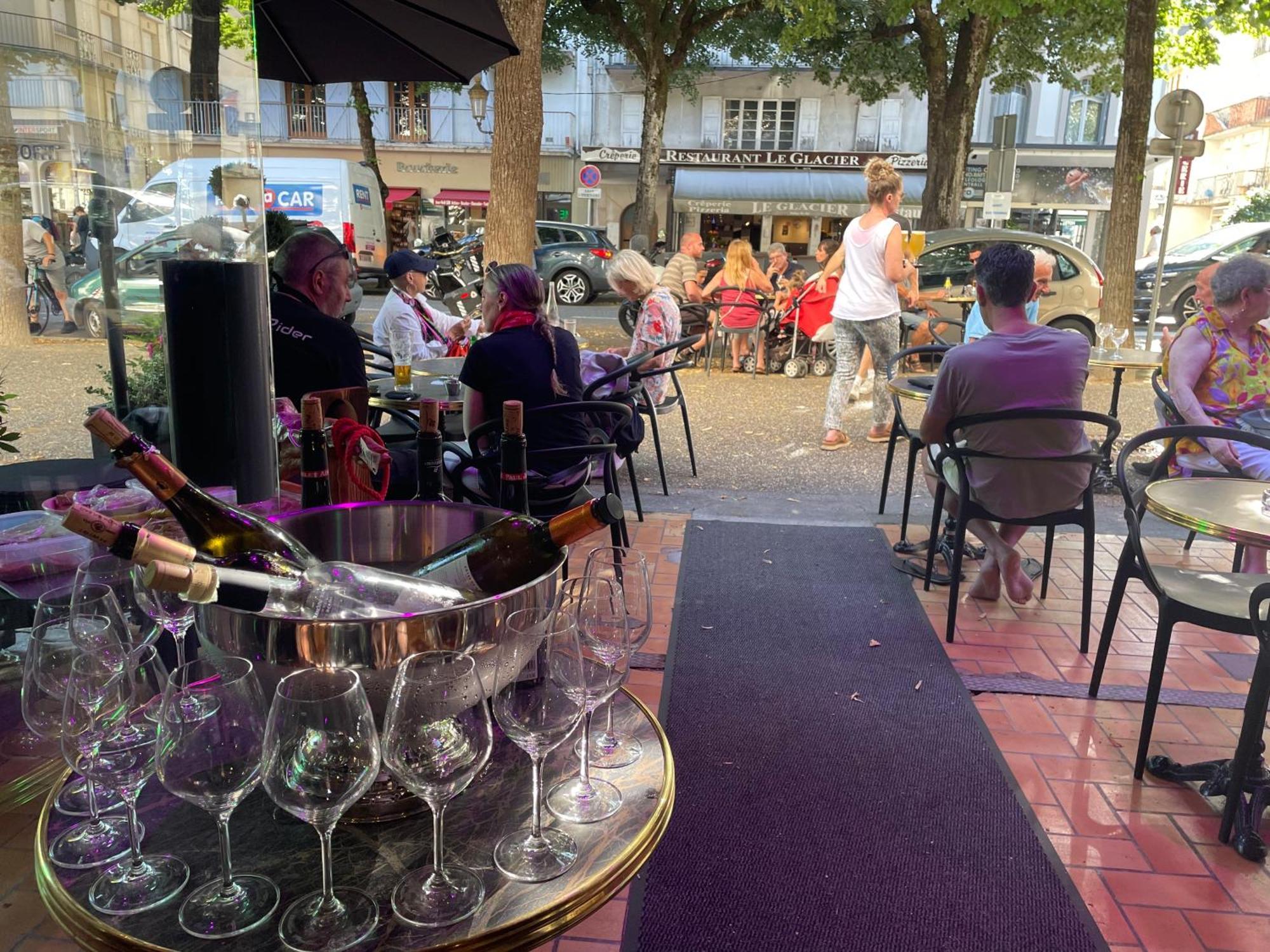 Hotel & Spa Gasquet Bagnères-de-Luchon エクステリア 写真